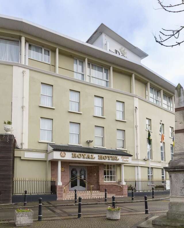 Отель The Royal Hotel & Leisure Centre Брей-5